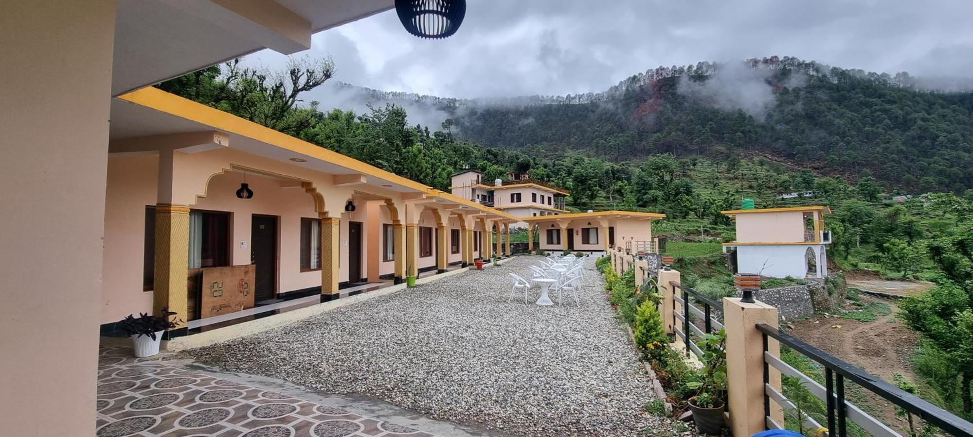 Shri Krishna Farms& Resorts Barkot Экстерьер фото